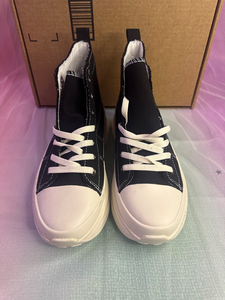 Kids High-Top Canvas Sneakers In Black And White